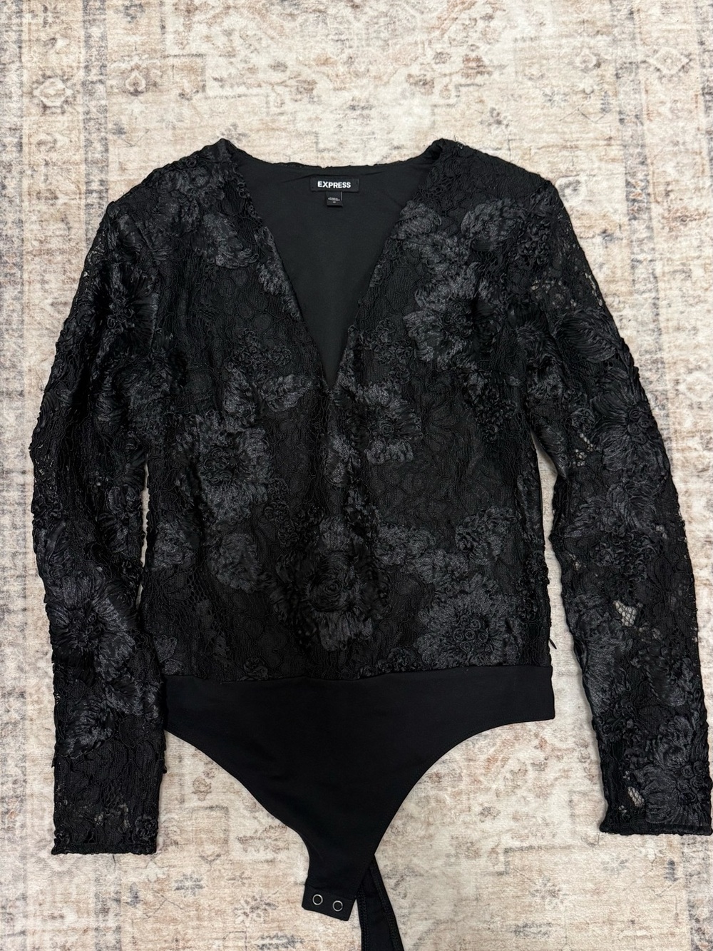 Express Black Lace V-Neck Long Sleeve Bodysuit